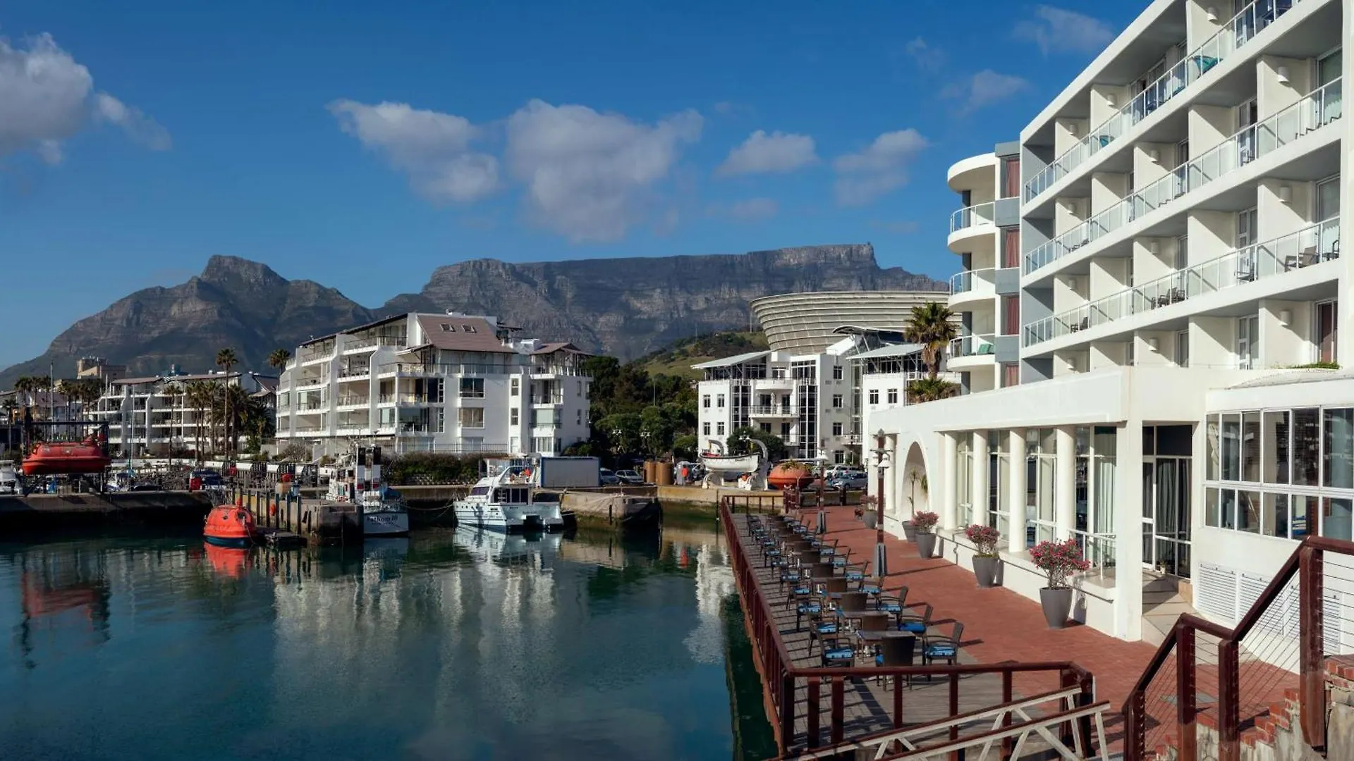 Radisson Collection Hotel, Waterfront Città del Capo 5*,  Sudafrica