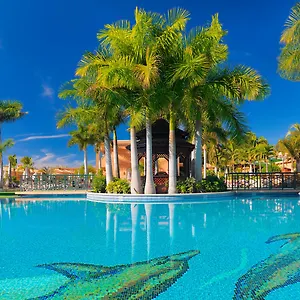 green-garden-resort-suites.in-canary-islands.com/